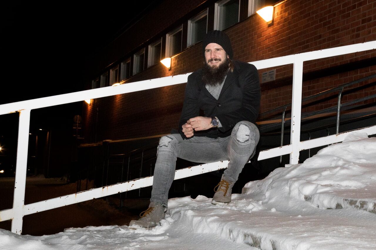 AC Oulun tuore hyökkääjä Saša Jovovic on helppo tunnistaa, sillä miehen leukaperää koristaa pitkä ja tuuhea parta.