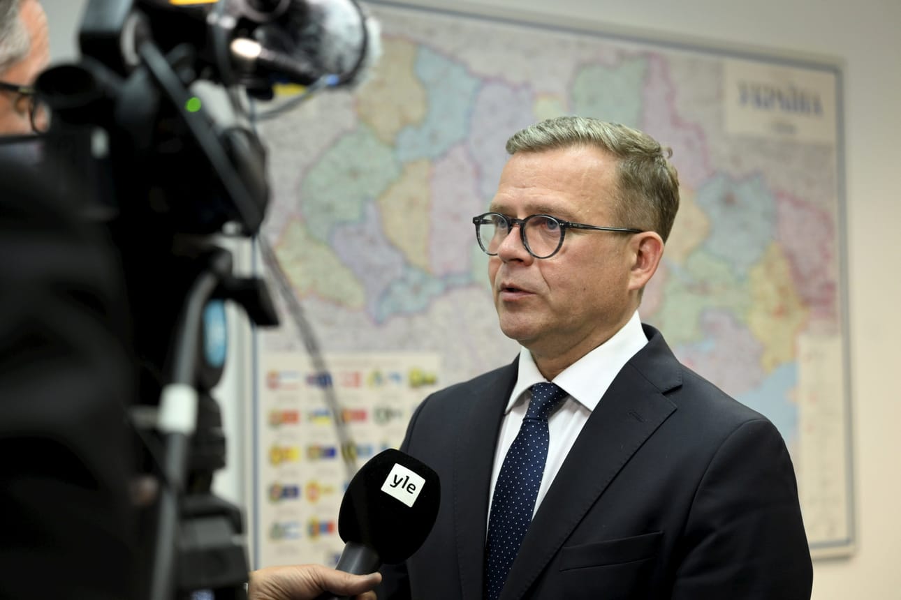 Vierailun pääviesti oli, että Suomen vankka tuki Ukrainalle jatkuu. Kuvassa pääministeri Petteri Orpo (kok.) Kiovassa. LEHTIKUVA / Emmi Korhonen