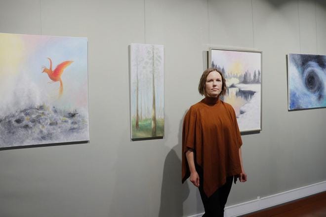 Marianne Mela-Vainion Hetkessä-näyttely on hänen ensimmäinen yksityisnäyttelynsä. KUVA: NELIMARKKA-MUSEO