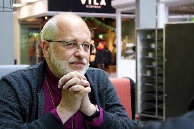 Lapuan hiippakunnan nykyinen piispa Simo Peura jää eläkkeelle helmikuun alussa 2022. KUVA: Virpi Kupiainen- Ämmälä