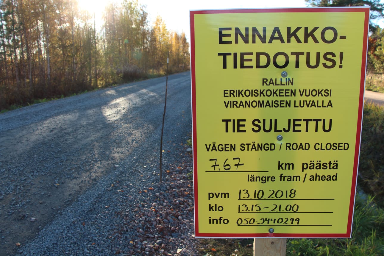 Rallin erikoiskokeita varten suljetaan melko pitkästi teitä lauantaina.