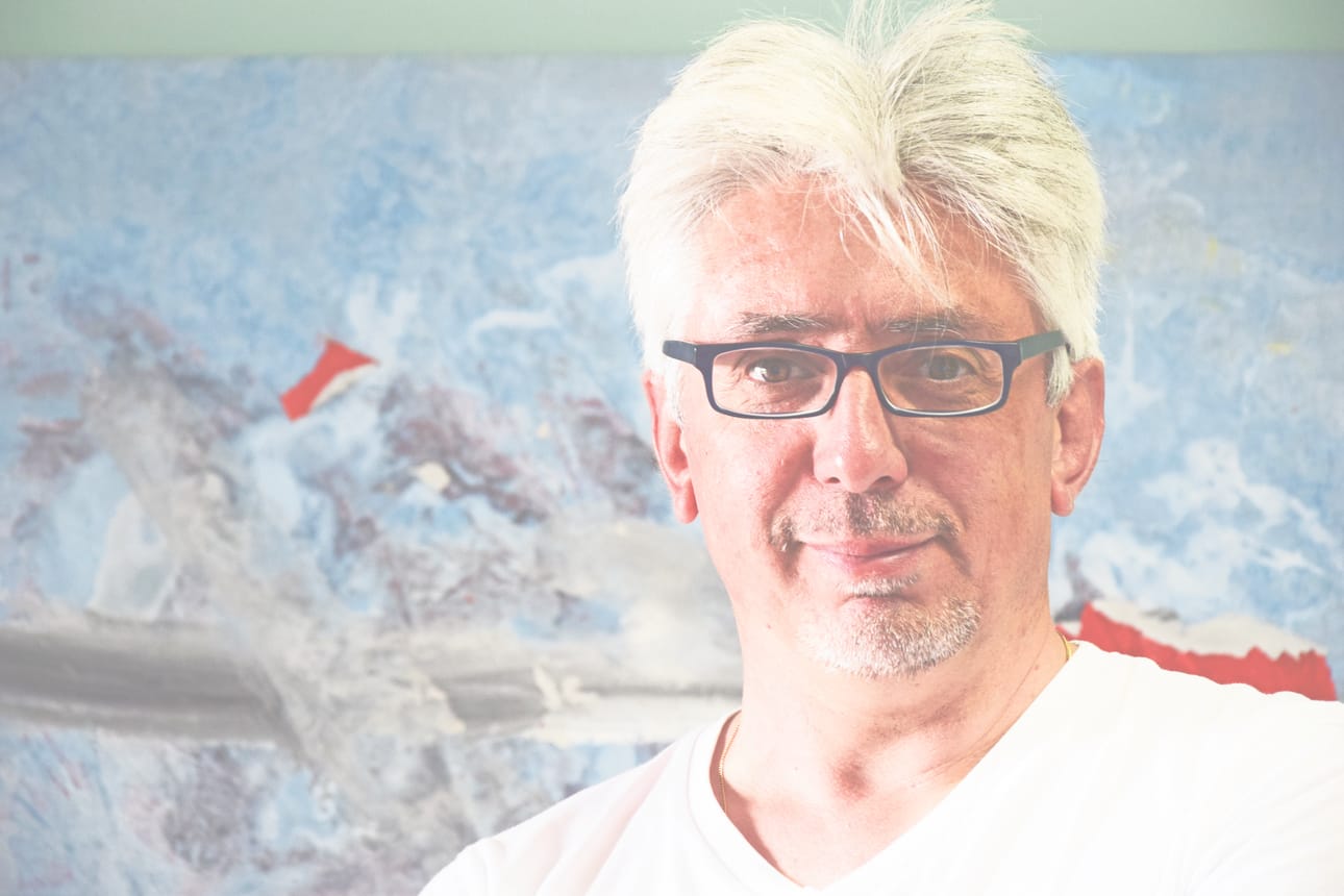Maurizio Colasanti johtaa parhaillaan Figaron häitä Napolissa. Lauantaina hän johtaa Oulunsalo Ensemblea Hailuodossa.