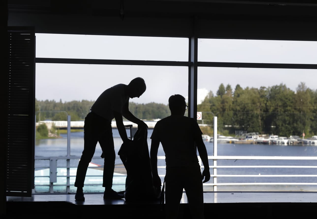 Viimeisen kahden viikon ajan Radisson Blu -hotellia on tyhjennetty kaikesta irtaimistosta. Tämän viikon jälkeen hotelli siirtyy urakoitsijan hallintaan.