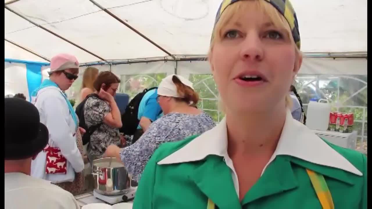 Makaroonivelli maistui Woimabaarissa