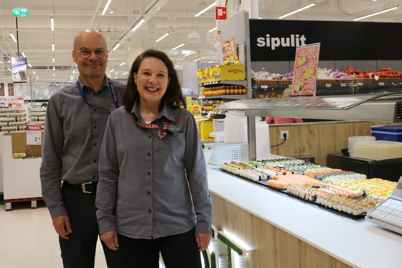 Kaakkurin Citymarketin kauppiaat Timo ja Päivi Raja-aho.