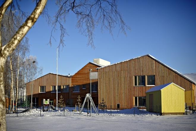 Seinäjoen varhaiskasvatuksen vuorohoitoa keskitetään Pohjaan nousseeseen Taika-päiväkotiin. Seitsemän miljoonaa euroa maksaneessa rakennuksessa on tilaa 250 lapselle.KUVA: TOMI KOSONEN