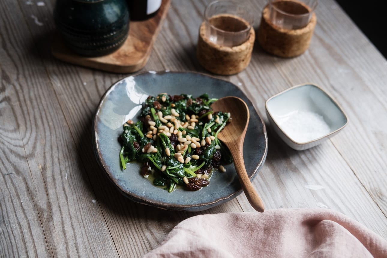 Yksinkertainen lisuke sopii kalan ja kanan kumppaniksi.