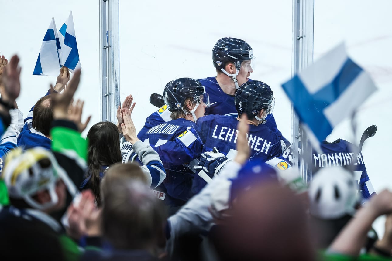 Suomi jatkaa voittamattomana MM-kisoissa.