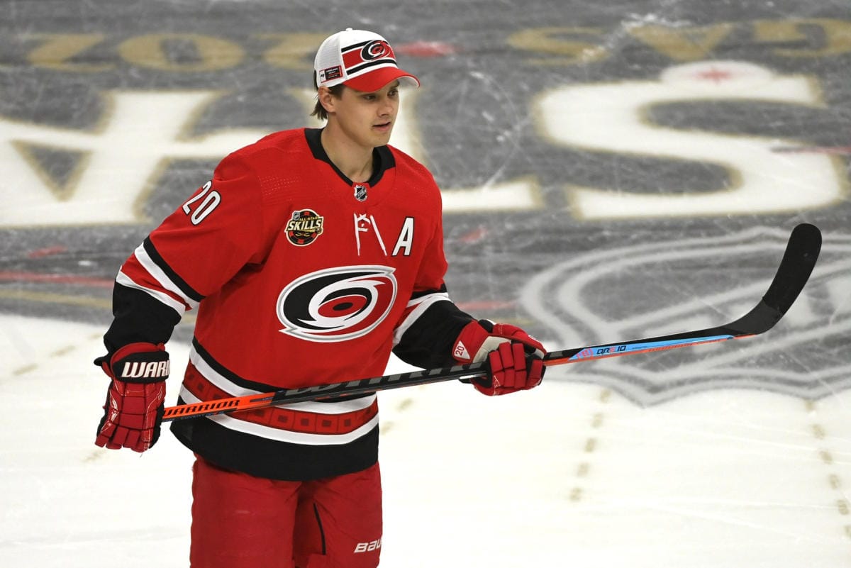Sebastian Aho oli paras laukaisutarkkuudessa yhdeksän NHL-pelaajan joukosta. LEHTIKUVA/AFP