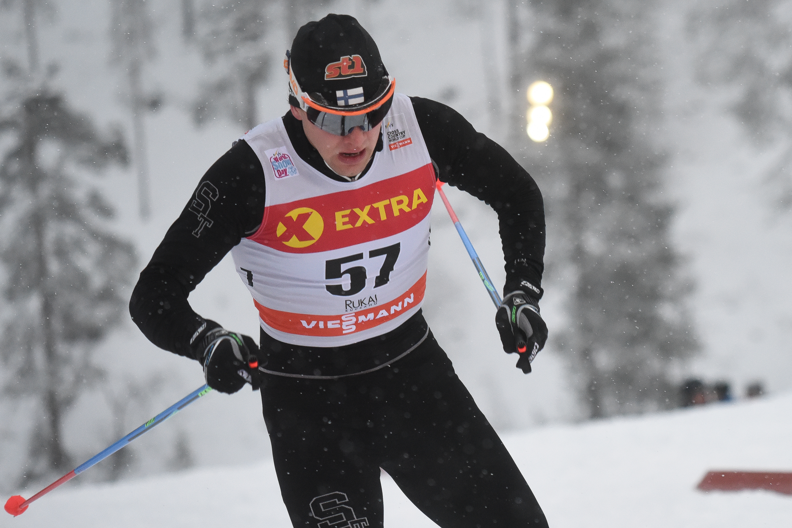 Antti Häkämies karsiutui niukasti jatkosta miesten sprintissä.