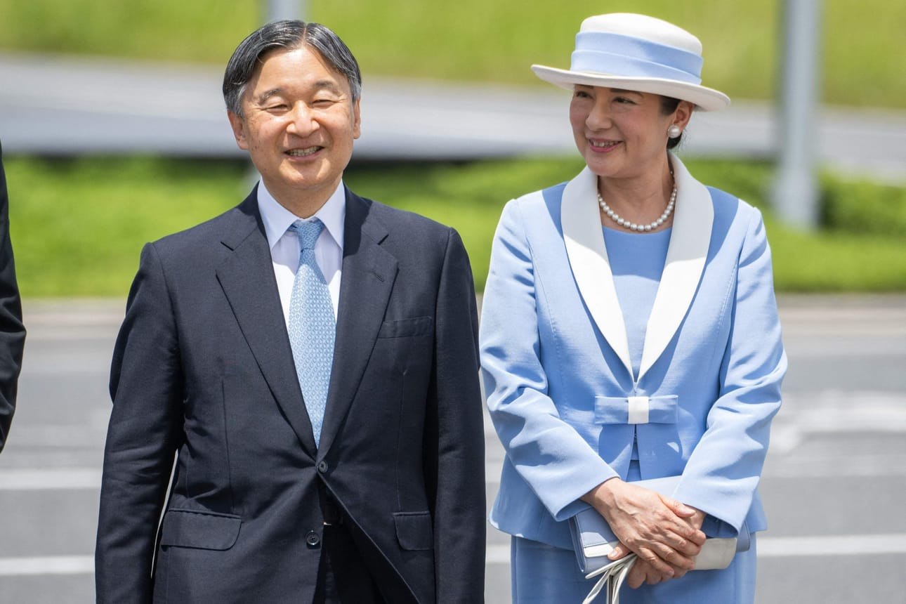 Keisari Naruhito (vas.) ja keisarinna Masako lähtivät Japanista Britanniaan jo viime viikon lauantaina. LEHTIKUVA/AFP