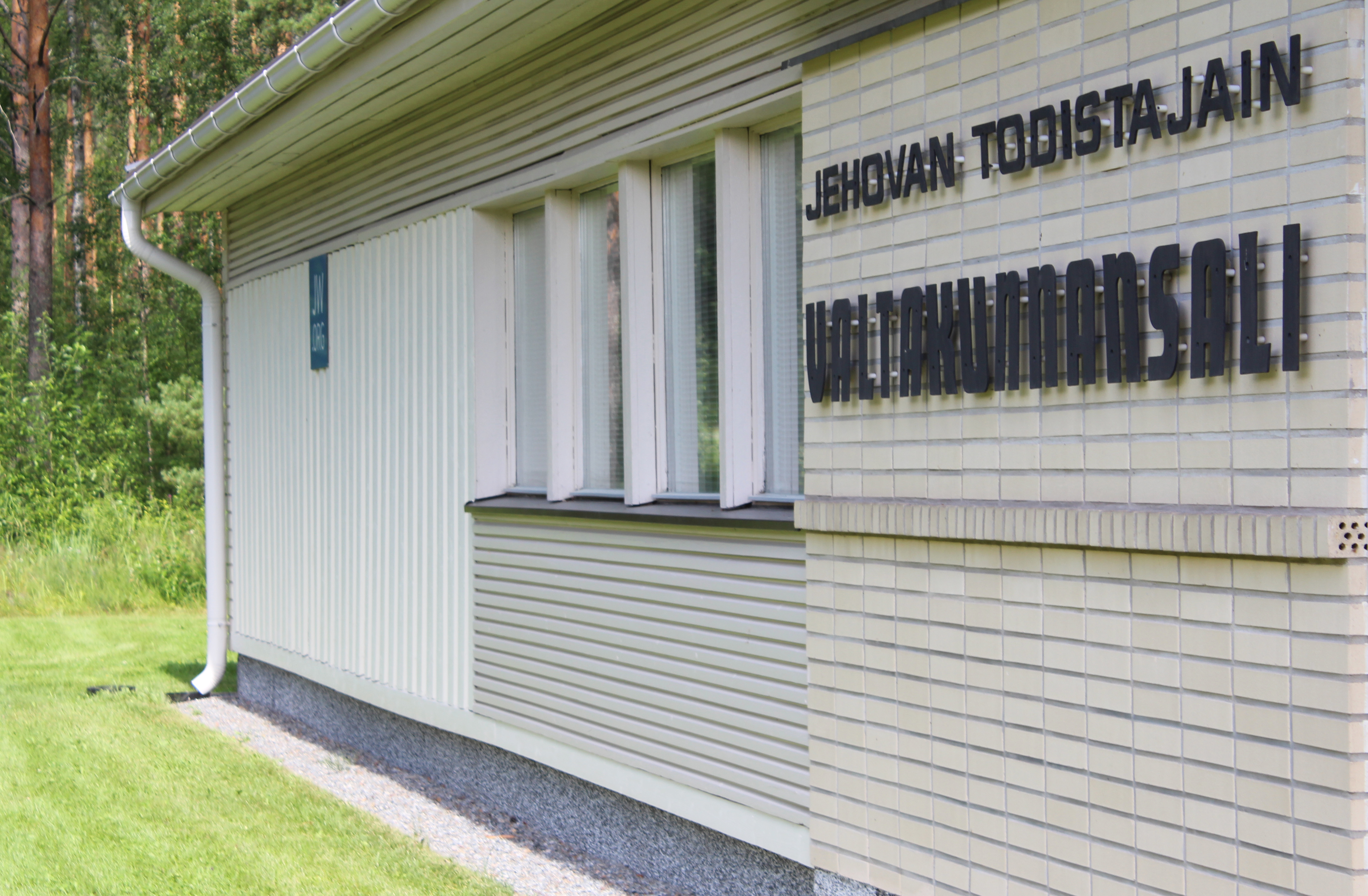 Jehovan todistajien konventti pidetään tänäkin kesänä virtuaalisena - Aiheena rauhan rakentaminen
