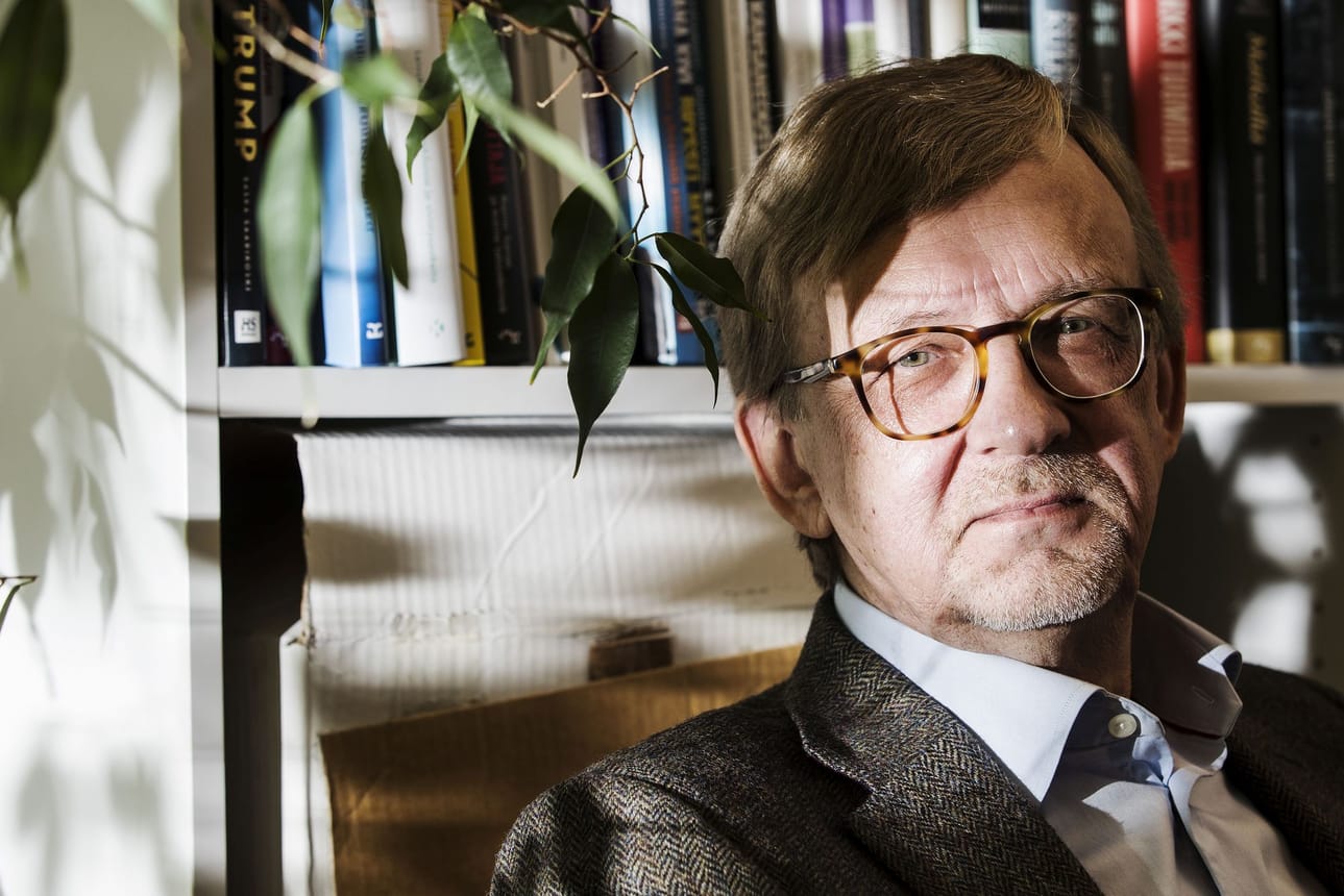 Tampereen yliopiston valtio-opin professori Ilkka Ruostetsaari arvelee, että esitutkinnan käynnistäminen voi vaikuttaa Pekka Haaviston suosioon presidenttigallupeissa. "Mikään tuomio tutkinta ei kuitenkaan ole", hän muistuttaa.