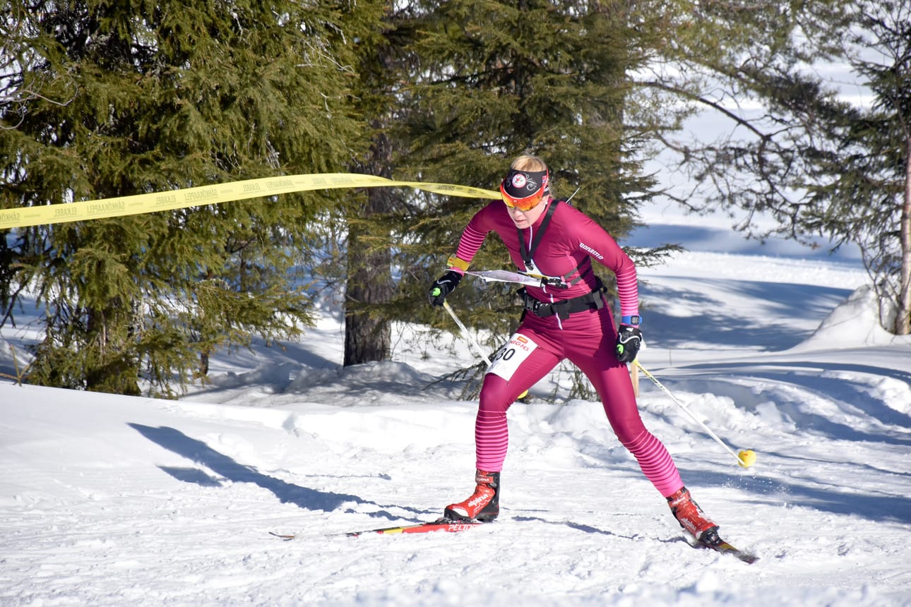Salla Koskela hallitsi naisten SM-pitkää.