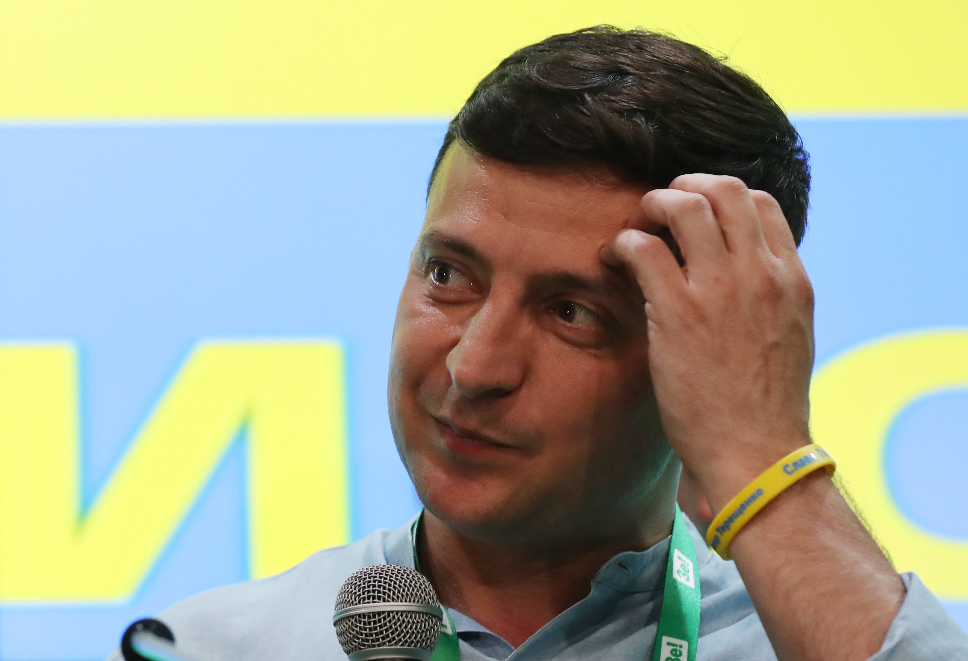 Ukrainan presidentti Volodymyr Zelenskyi keskittyy talousasioihin alkavalla hallituskaudella. Ukrainan parlamenttiin valittiin ennätysmäärä poliittisesti kokemattomia edustajia.