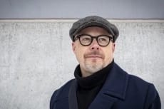 Hallintotieteiden tohtori ja kirjailija Harri V. Hietikko