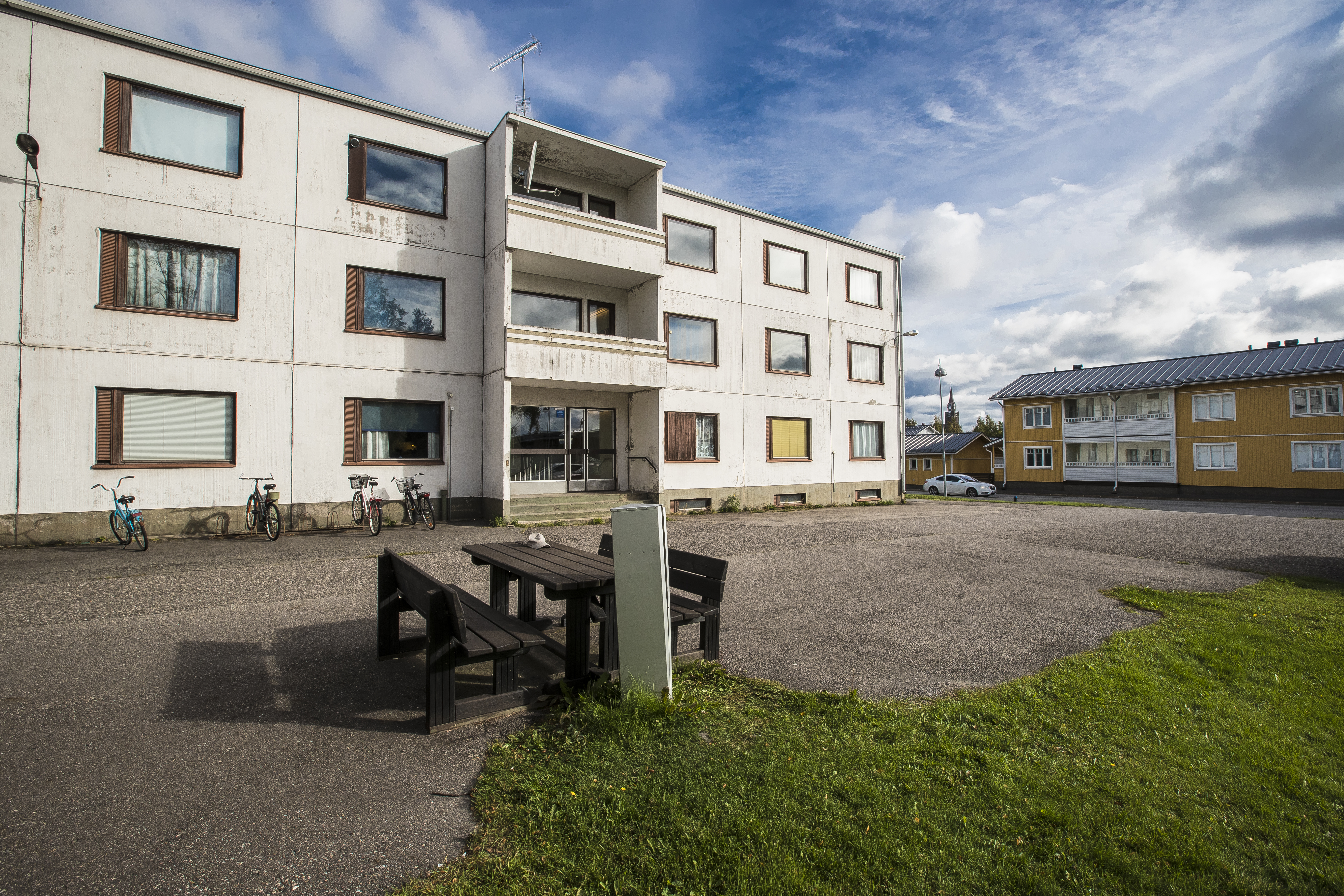 Seminaarinkadun kerrostalot
Kiinteistö Oy Kummatti