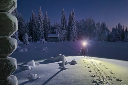 Kaamos ja hiljaisuus tekivät juhlan, kun Antti Luoranen vietti joulua Syötteen erämaatuvalla perheensä kanssa – Todellista luksusta on joulusauna luonnon keskellä