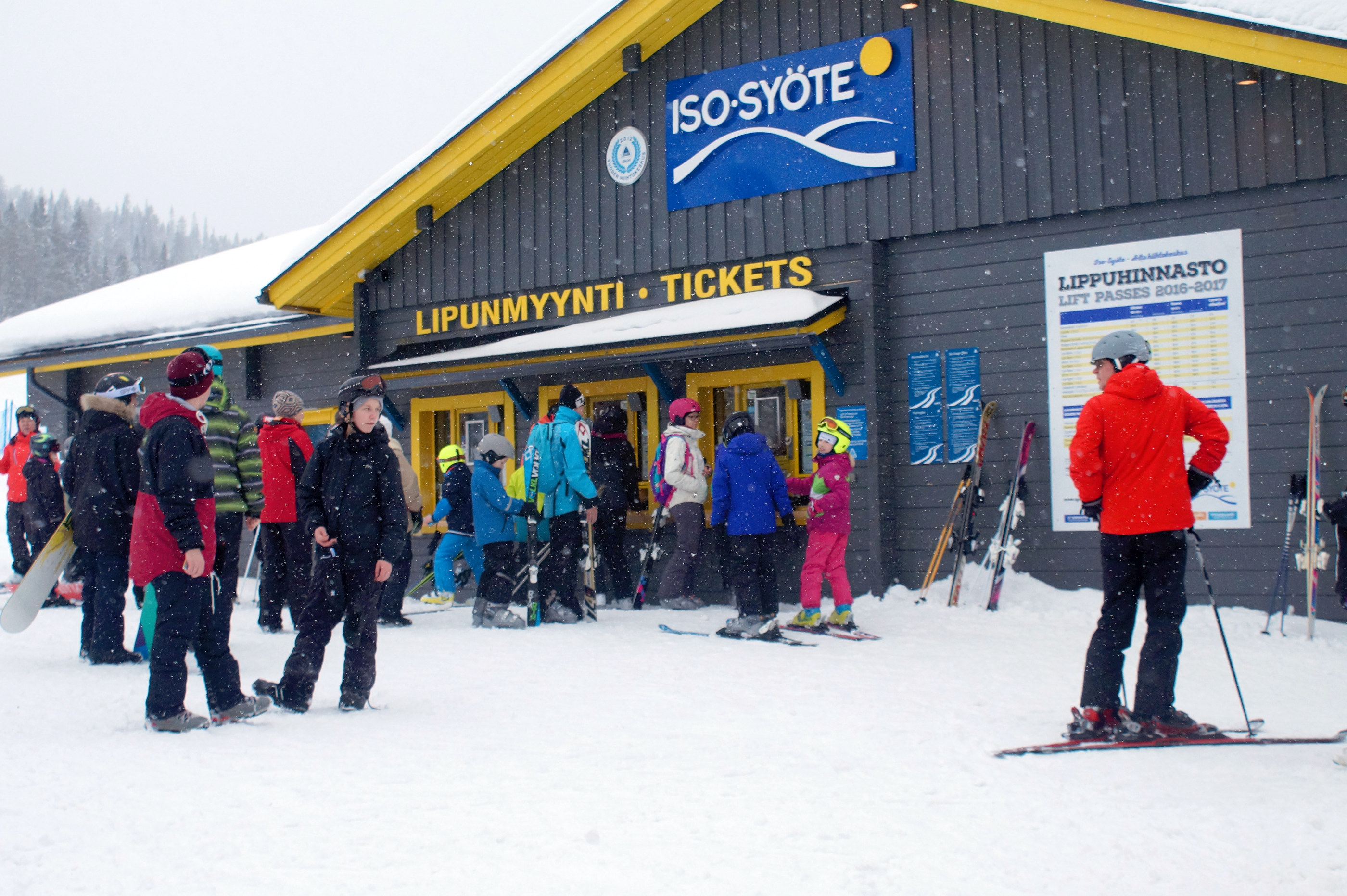 Iso-Syötteen kevättalven sesonki käynnistyy hiihtolomaviikoista. Menoa riittää pääsiäiseen asti.