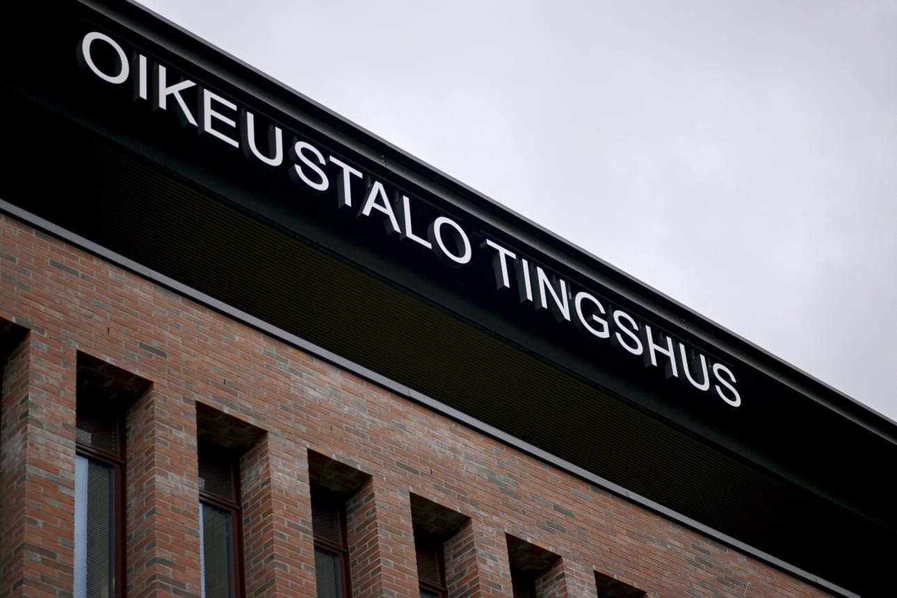 Länsi-Uudenmaan käräjäoikeus määräsi henkirikoksesta syytetyn miehen mielentilatutkimukseen. LEHTIKUVA / Mikko Stig