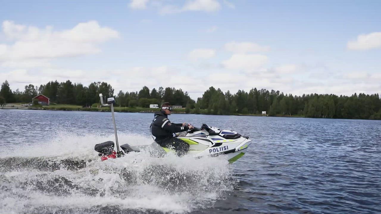 Lapin poliisilaitoksen vesijetti
