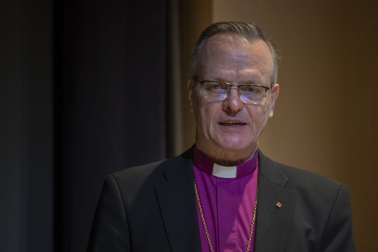 Arkkipiispa Tapio Luoma (kuvassa), piispa Mari Leppänen ja piispa Mari Parkkinen jättivät päätökseen eriävän mielipiteen. LEHTIKUVA / RONI LEHTI