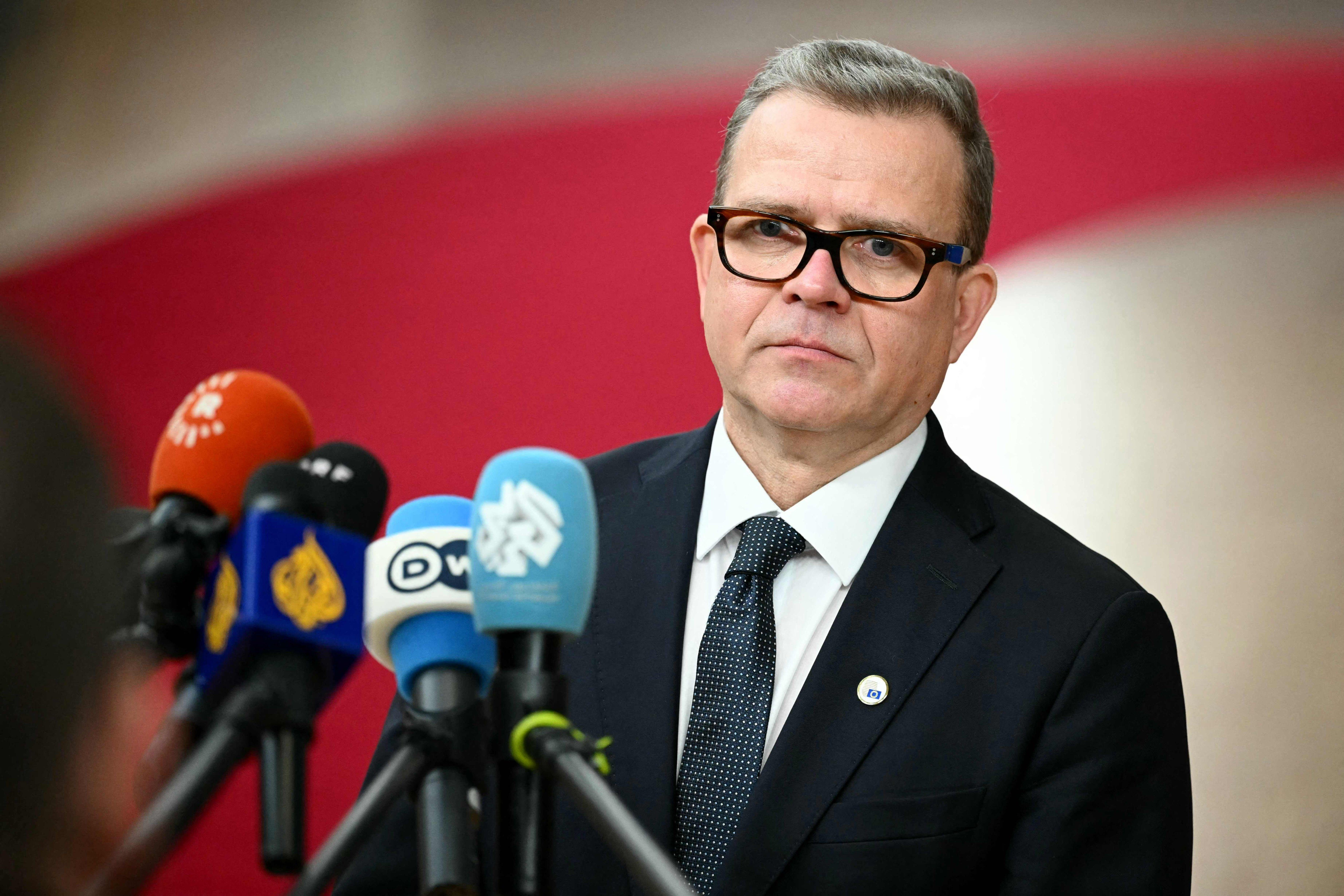 Orpo: Rasismikohu aiheuttanut vahinkoa Suomi-kuvalle – keskustelu eduskunnassa saatava poikki tänään