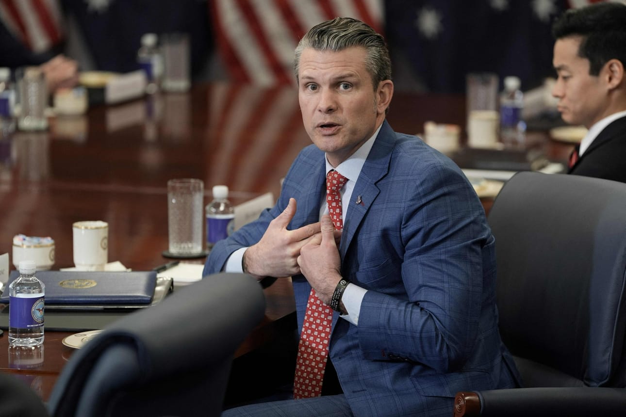 Yhdysvaltain uudella puolustusministerillä Pete Hegsethillä oli keskiviikkona kylmä viesti Ukrainalle.