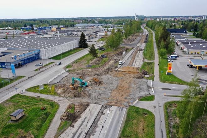 Tarkastuslautakunnan puheenjohtajan Harry Wallinin mukaan kiertoliittymien rakentamista mietittiin ennen perusteellisemmin kuin nyt. Wallin on huolissaan Seinäjoen velkaantumisesta. Kuva: arkisto
