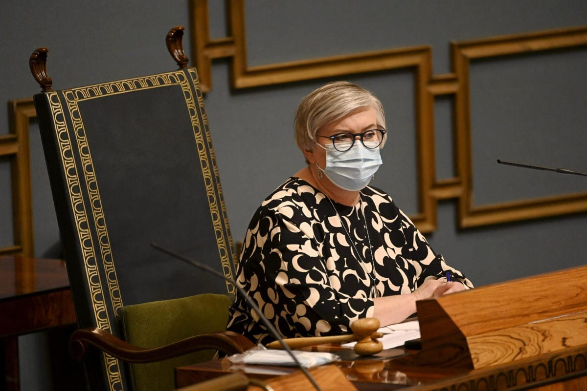 Anu Vehviläinen valittiin eduskunnan puhemieheksi kesäkuussa 2020. LEHTIKUVA / Emmi Korhonen