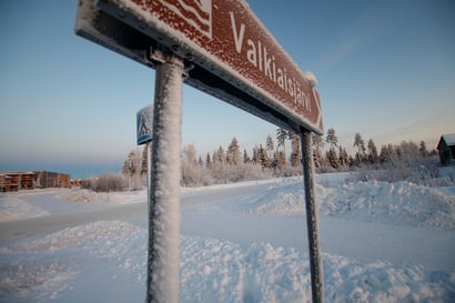 Sarvikankaasta uusi asuinalue Hiukkavaaraan – Valkiaisjärventien alkuosa muuttumassa pyörä- ja jalankulkutieksi