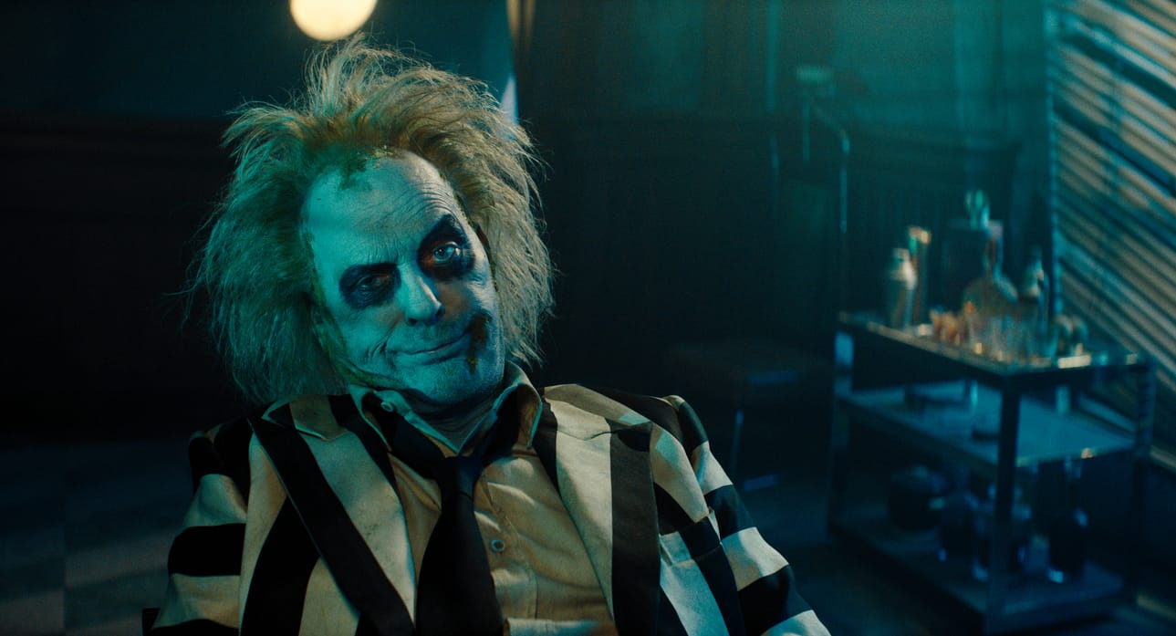 Michael Keaton nähdään taas Beetlejuicen roolissa.