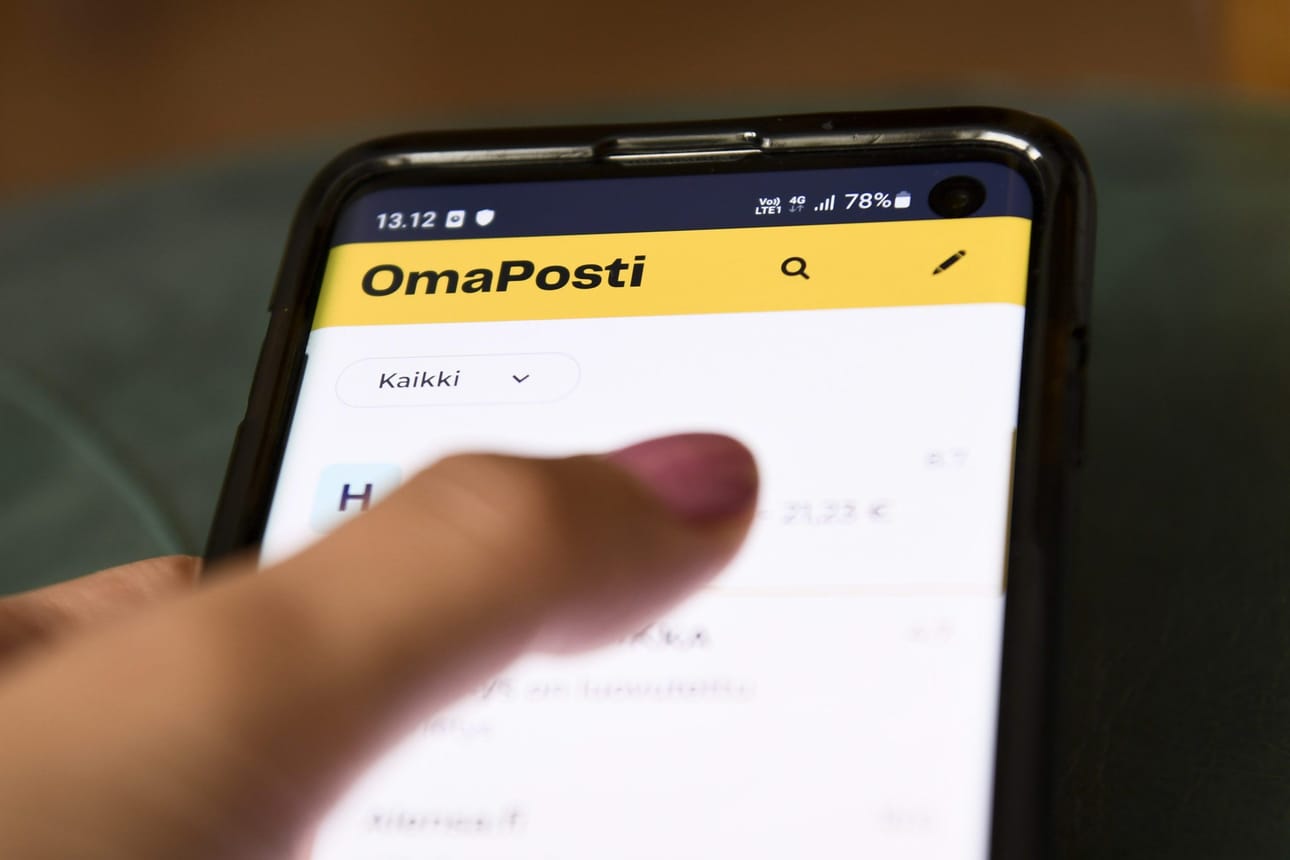 Useassa tietosuojavaltuutetulle ilmoitetussa tapauksessa sähköiset OmaPosti-kirjeet ovat ohjautuneet väärin esimerkiksi perheenjäsenten kesken. LEHTIKUVA / EMMI KORHONEN