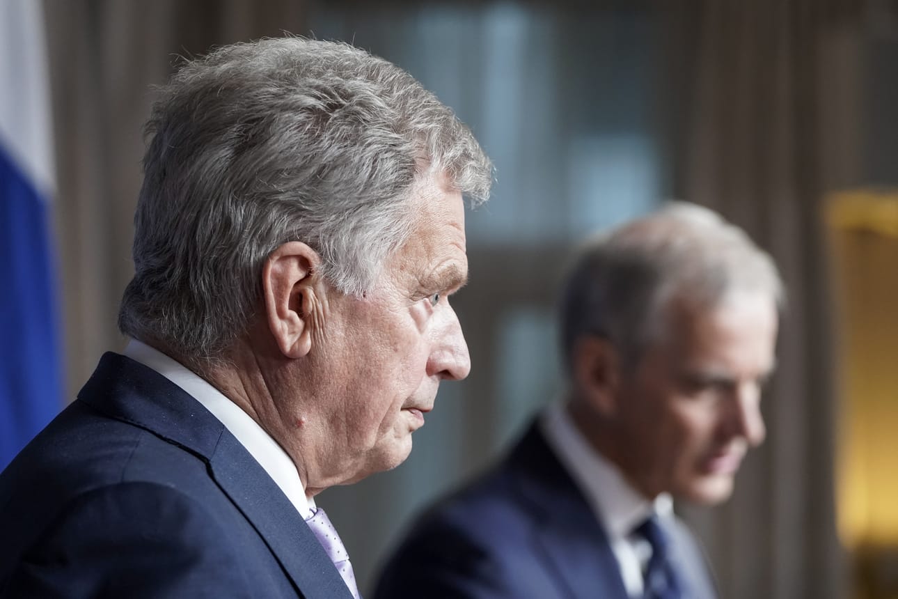 Presidentti Sauli Niinistö ja Norjan pääministeri Jonas Gahr Störe Oslossa maanantaina.