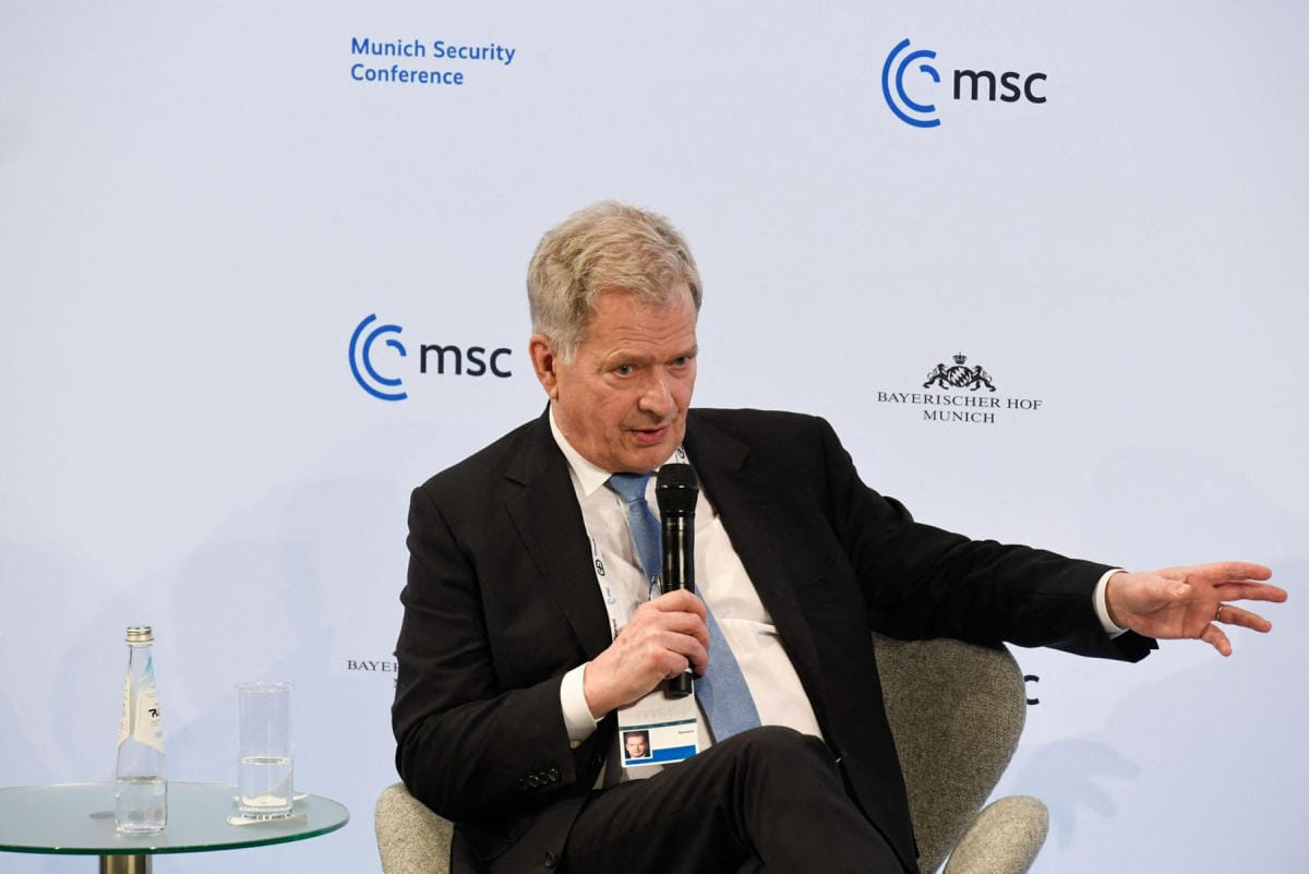 Paneelikeskustelussa Niinistö kuvaili käynnissä olevaa tilannetta omituiseksi. LEHTIKUVA / AFP