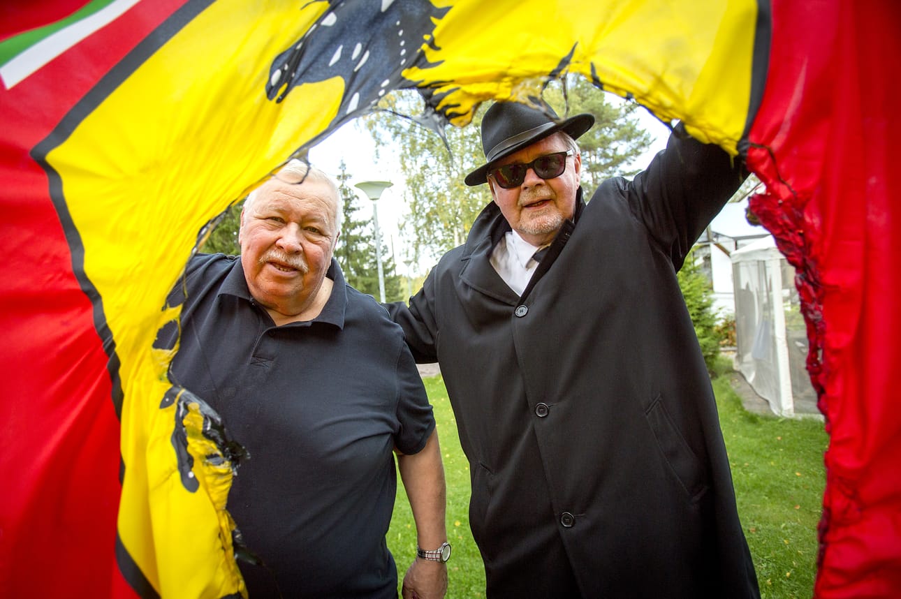Harry Sanaksenaho ja Hannu Pyykönen pohtivat, vedetäänkö reikälippu salkoon sunnuntaina, jos Kimi voittaa seuraavan F1-kisan.