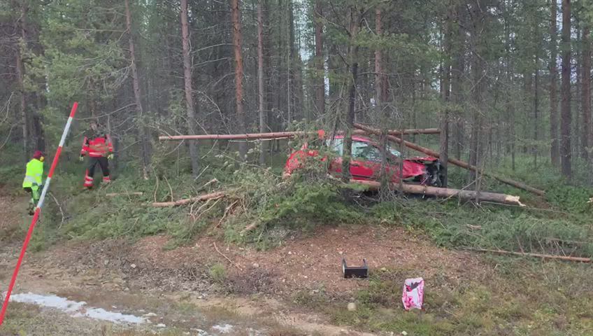 Ulosajo Inarijärventiellä
