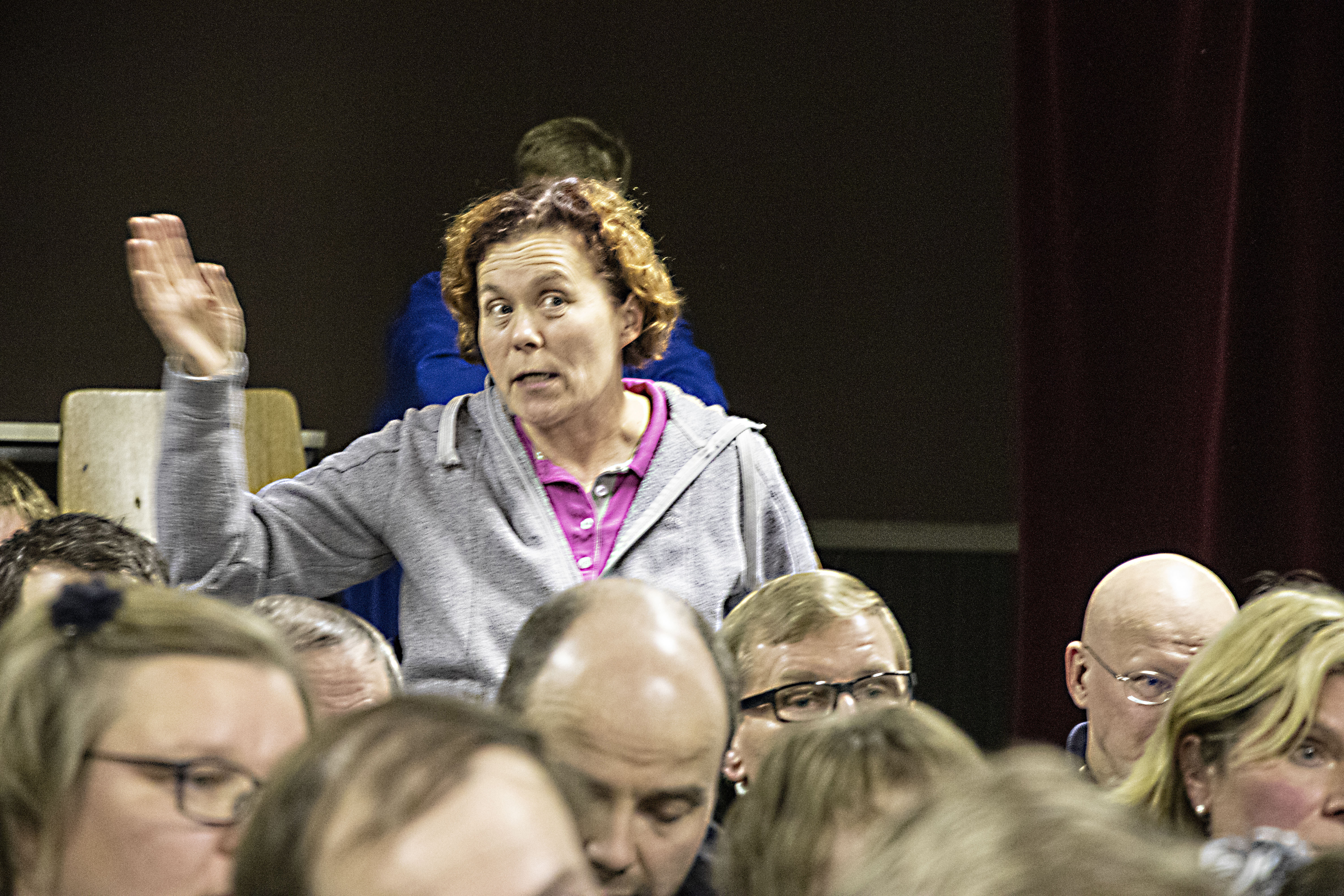 Vastaanottoaikoja ei tule vähentää, vaan antaa myös ilta-aikoja, ehdotettiin Siikajoenkylän kuulemisillassa.