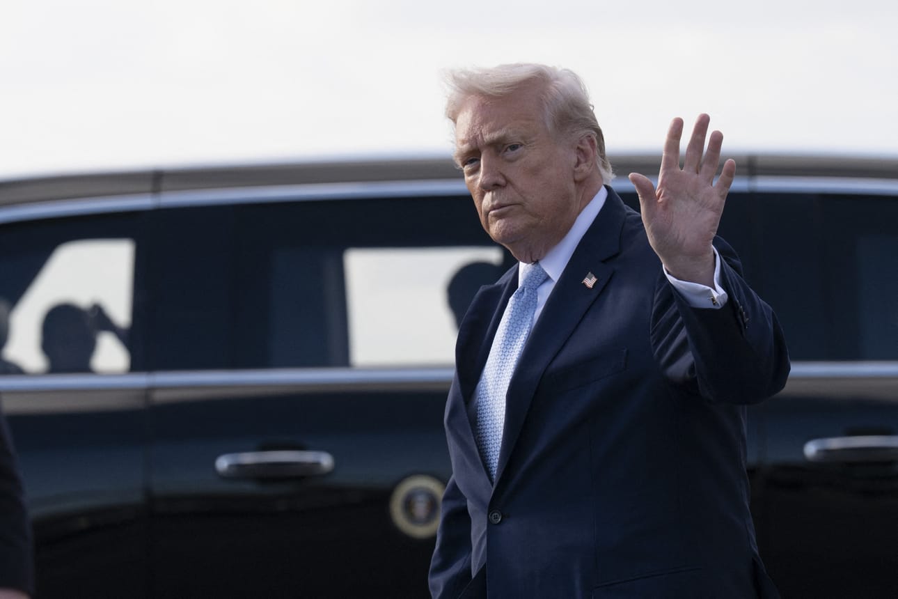 Donald Trump esitti uhkauksen sosiaalisessa mediassa.