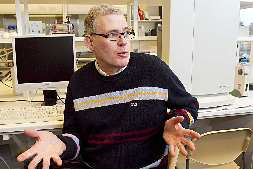 Uusi rintasyövälle altistava geenimutaatio löydettiin professori Robert Winqvistin johtamassa tutkimusryhmä.