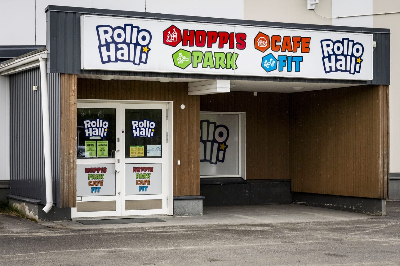 Rollohallissa toimi ennen sisäleikkipuisto Hoplop, nykyisin muun muassa saman idean Hoppis.