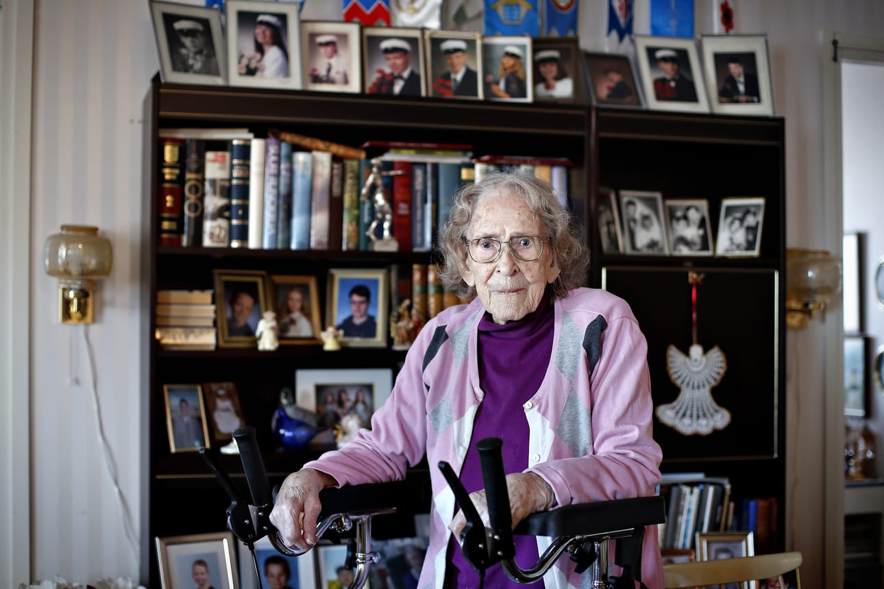 Seinäjokelainen Tellervo Jouppila täyttää 19. maaliskuuta sata vuotta. Kun hän muistelee elämäänsä, vuosiluvut, päivämäärät ja ihmisten nimet putoilevat muistista hakematta.