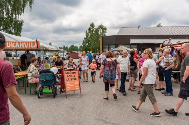 Soinin Yrittäjien perinteiset kesämarkkinat muuttuivat tänä vuonna elokuun lopun syysmarkkinoiksi. ARKISTOKUVA: AARRE LÖYTÖMÄKI