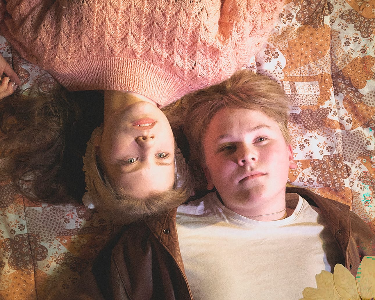 Kerttua näytelmässä näyttelee Hilja-Maaria Linko ja Allua Miska Renko.