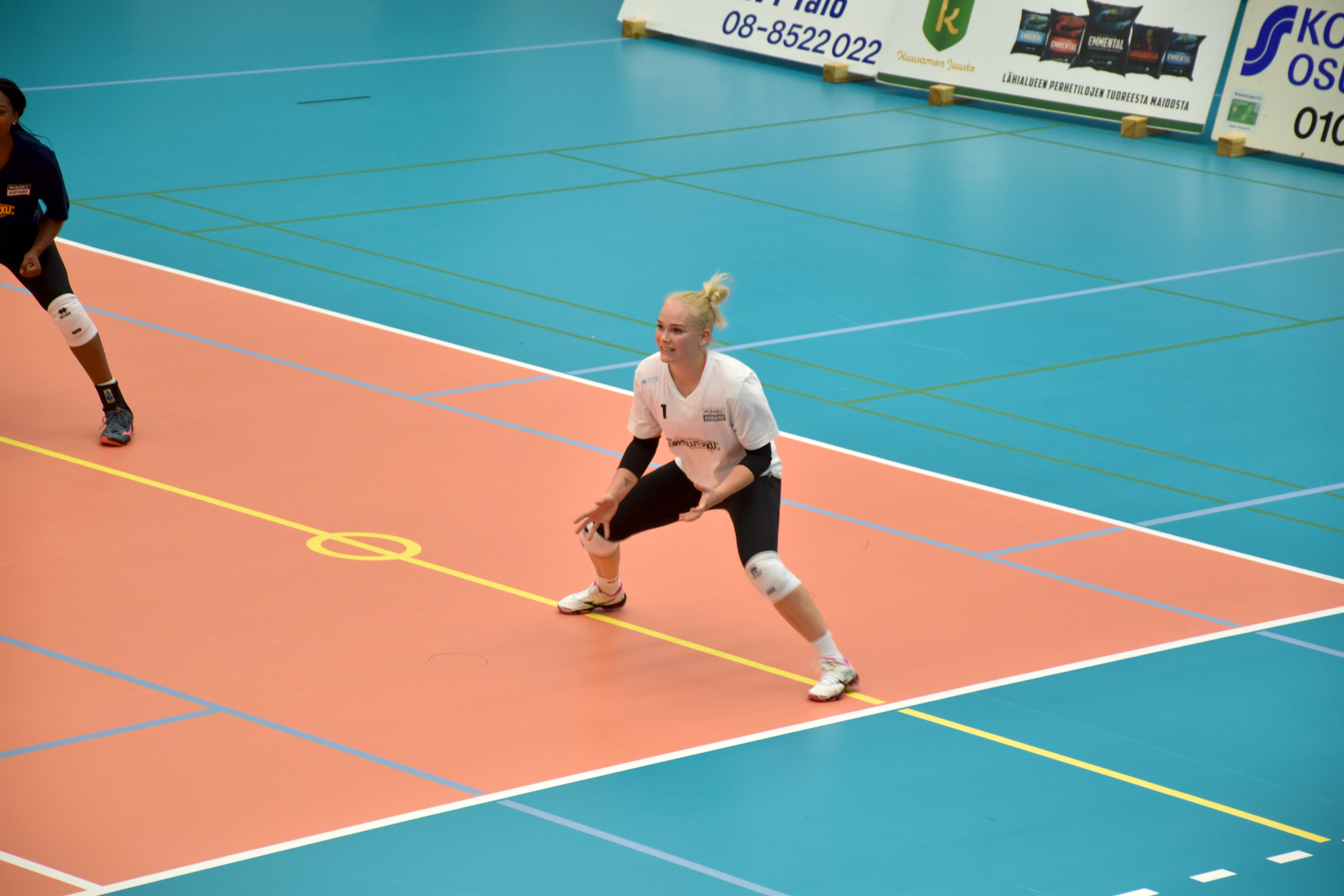 Libero Eveliina Rautiainen on ottelumäärässä ( 178 ottelua ) mitattuna Pölkky Kuusamon kokenein liigapelaaja. Hämeenlinnasta Kuusamoon siirtyneen Rautiaisen liigaura alkoi LiigaEurassa kaudella 2012-13.