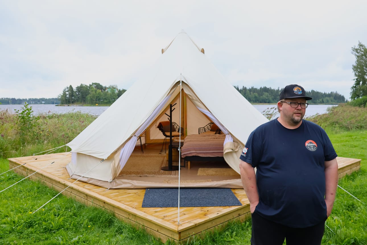 Petteri Helander kuvattuna viime kesänä Pukinsaaren leirintäalueella Kristiinan Kantakaupungissa.
