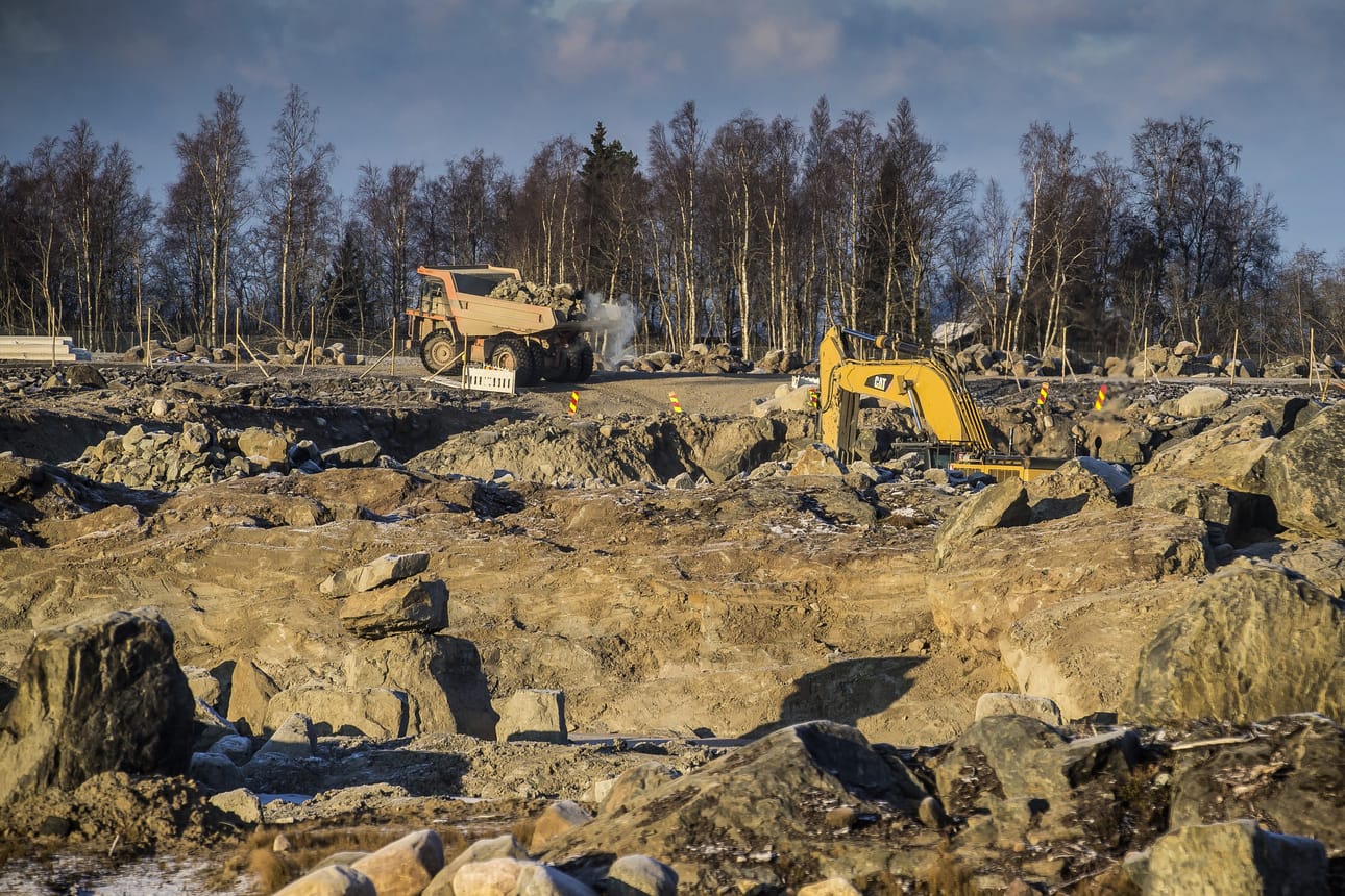 Urakat Fennovoiman ydinvoimalatyömaalla ovat viivästyneet.