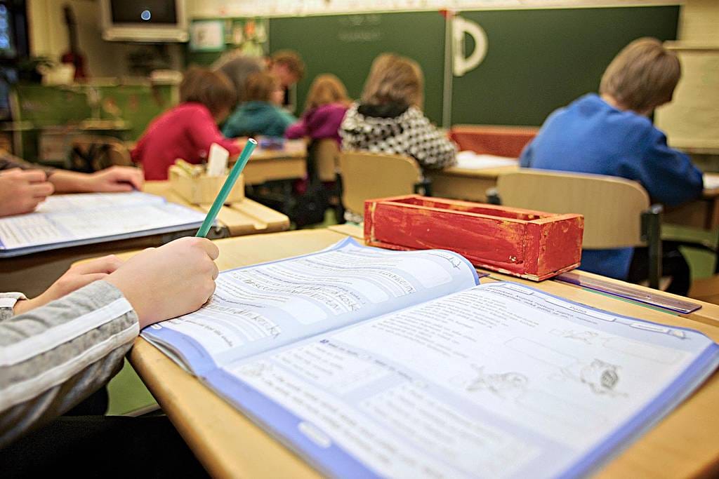 Opetus- ja kulttuuriministeriön kyselyssä selvitettiin 7000 vastaajalta perusopetuksen kehittämistarpeita.