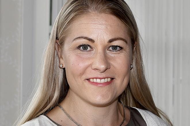 Piia Kattelus, Keskustan toisen kauden kaupunginvaltuutettu SeinÃ¤joella. VÃ¤yrysen puolueeseen asiantuntijajÃ¤seneksi
