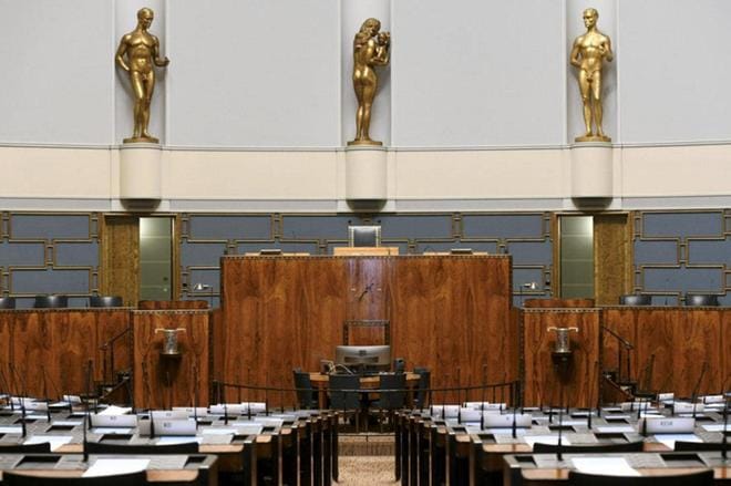 Täysistunto alkaa kello 10. Lehtikuva / Heikki Saukkomaa